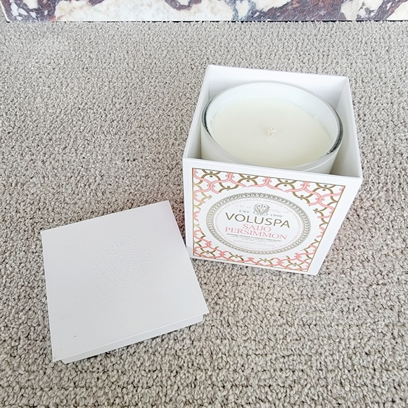 Voluspa candle - Picture 6 of 6